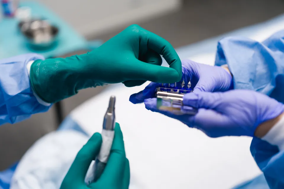 metod och teknik hårtransplantation